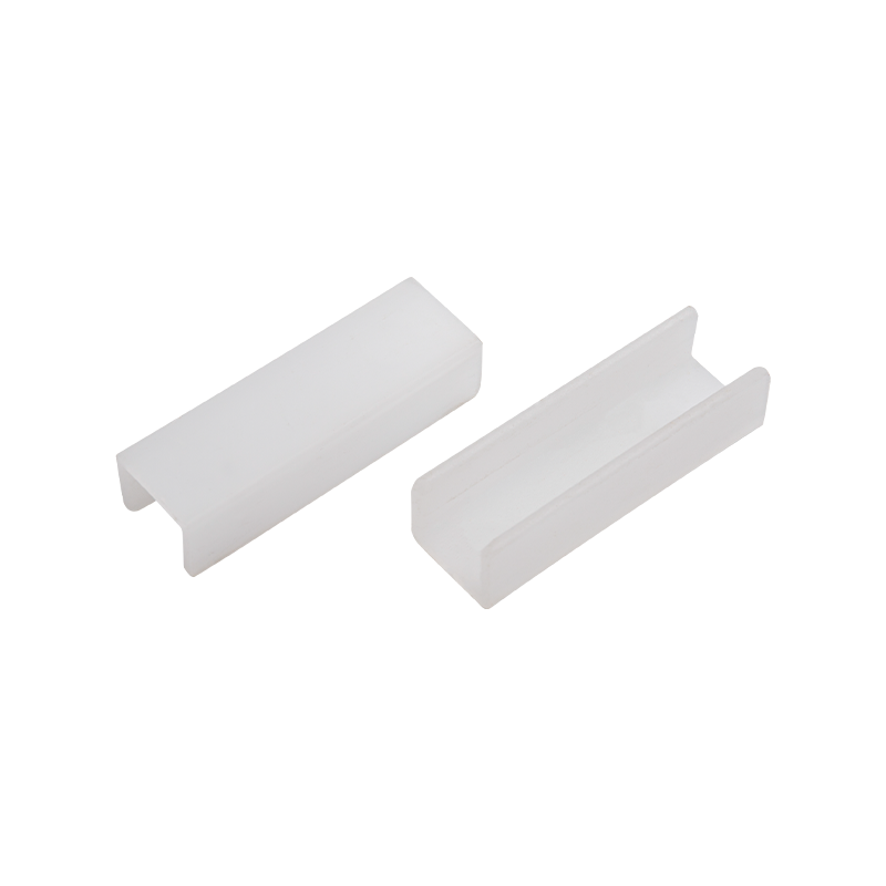 安定したサポートのための 13U ブラケット